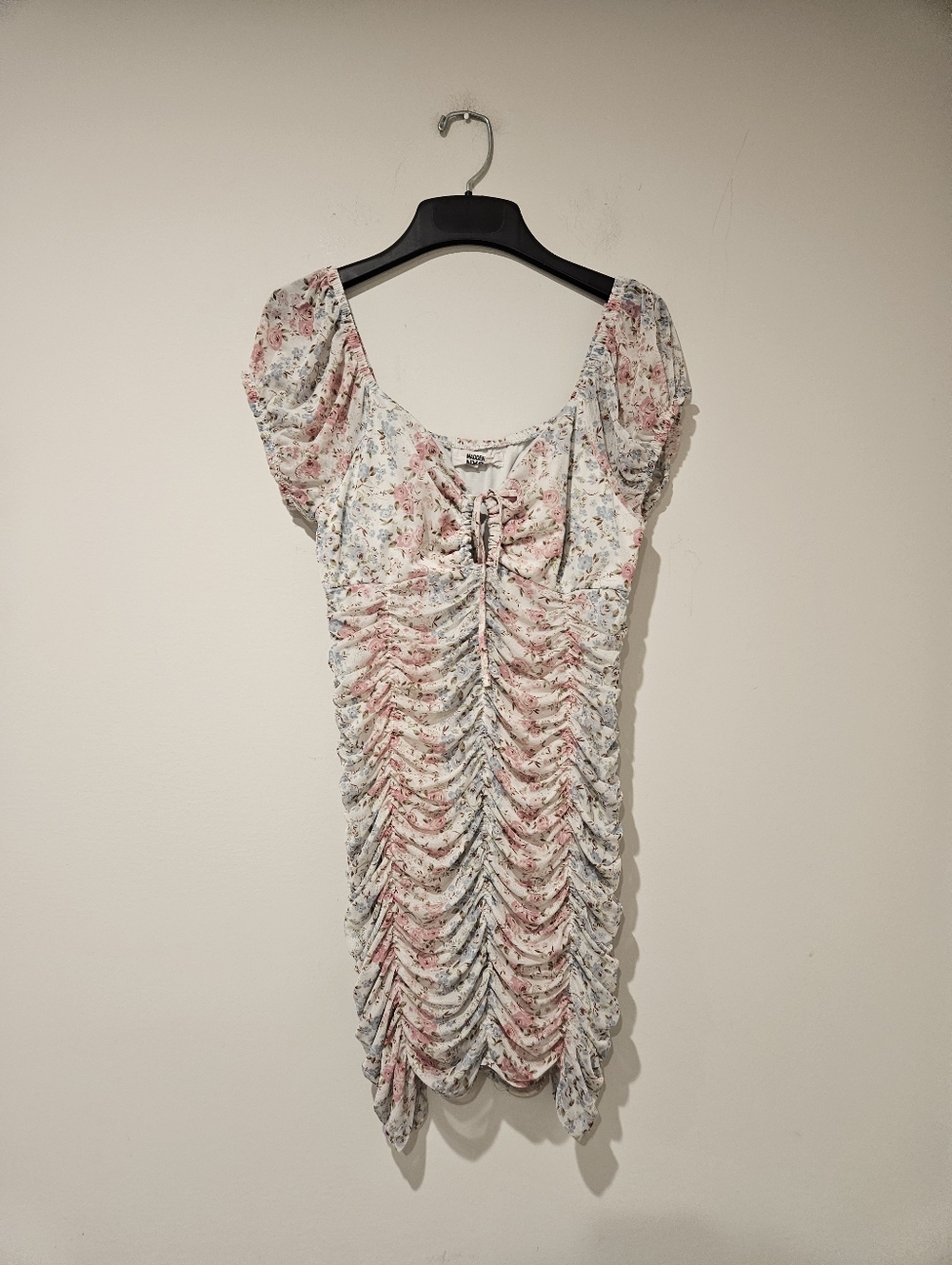 Madden NYC Floral Ruched Mini Dress - White with Pink & Blue, Size Large
